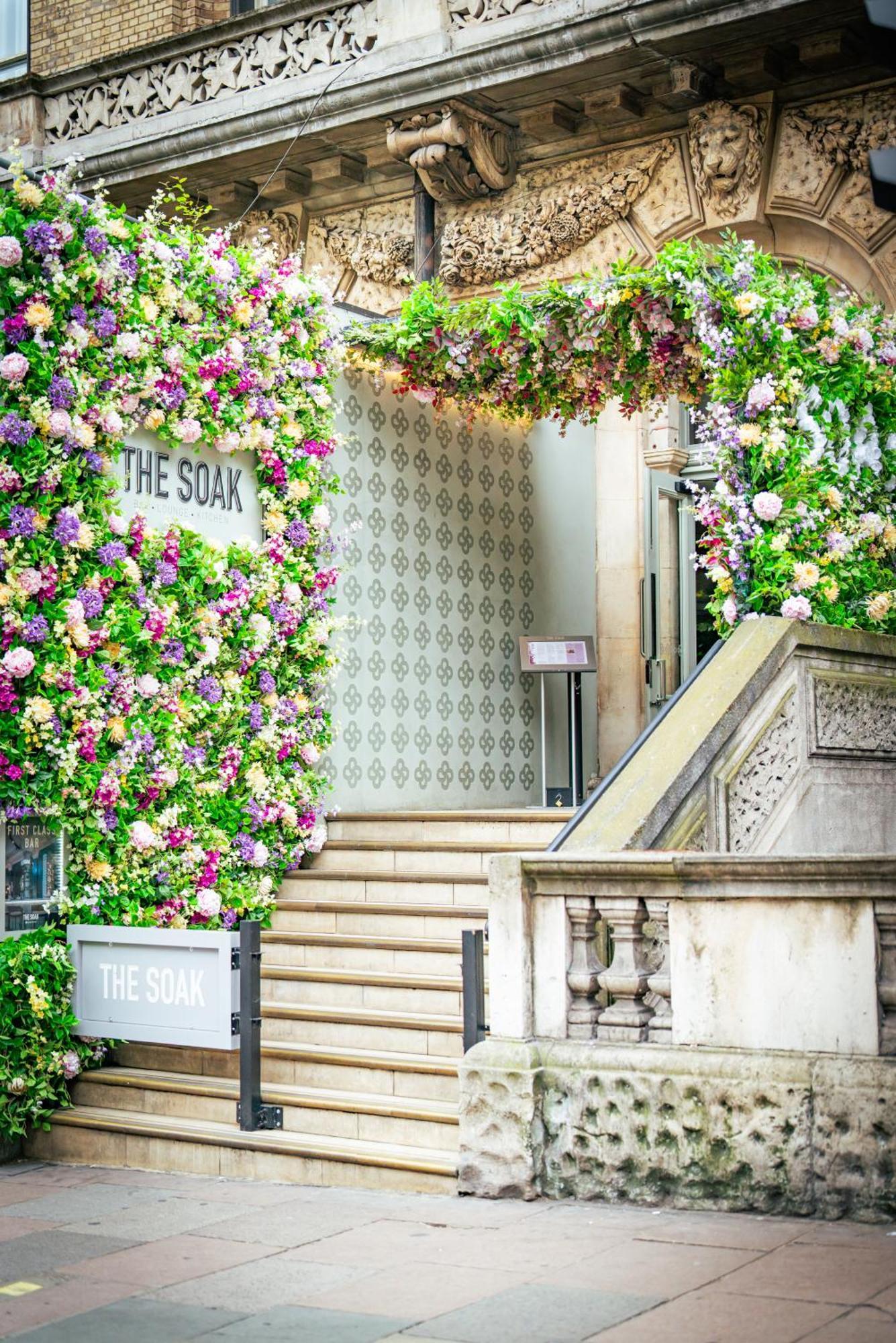 The Clermont London, Victoria Hotel Londra